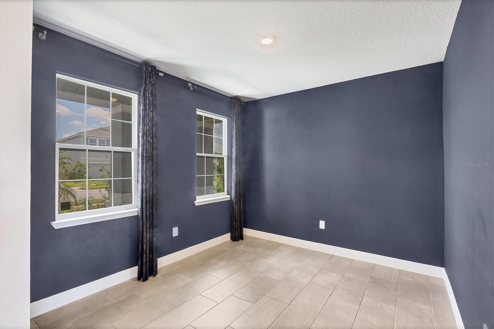 STAR FARMS AT LAKEWOOD RANCH - Residential Lease