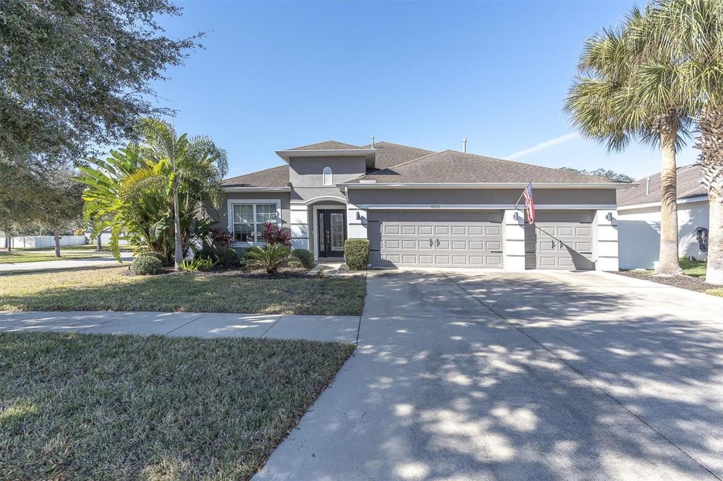 Photo of 10223 Caraway Spice Avenue, Riverview, FL 33578 (MLS # TB8471688)