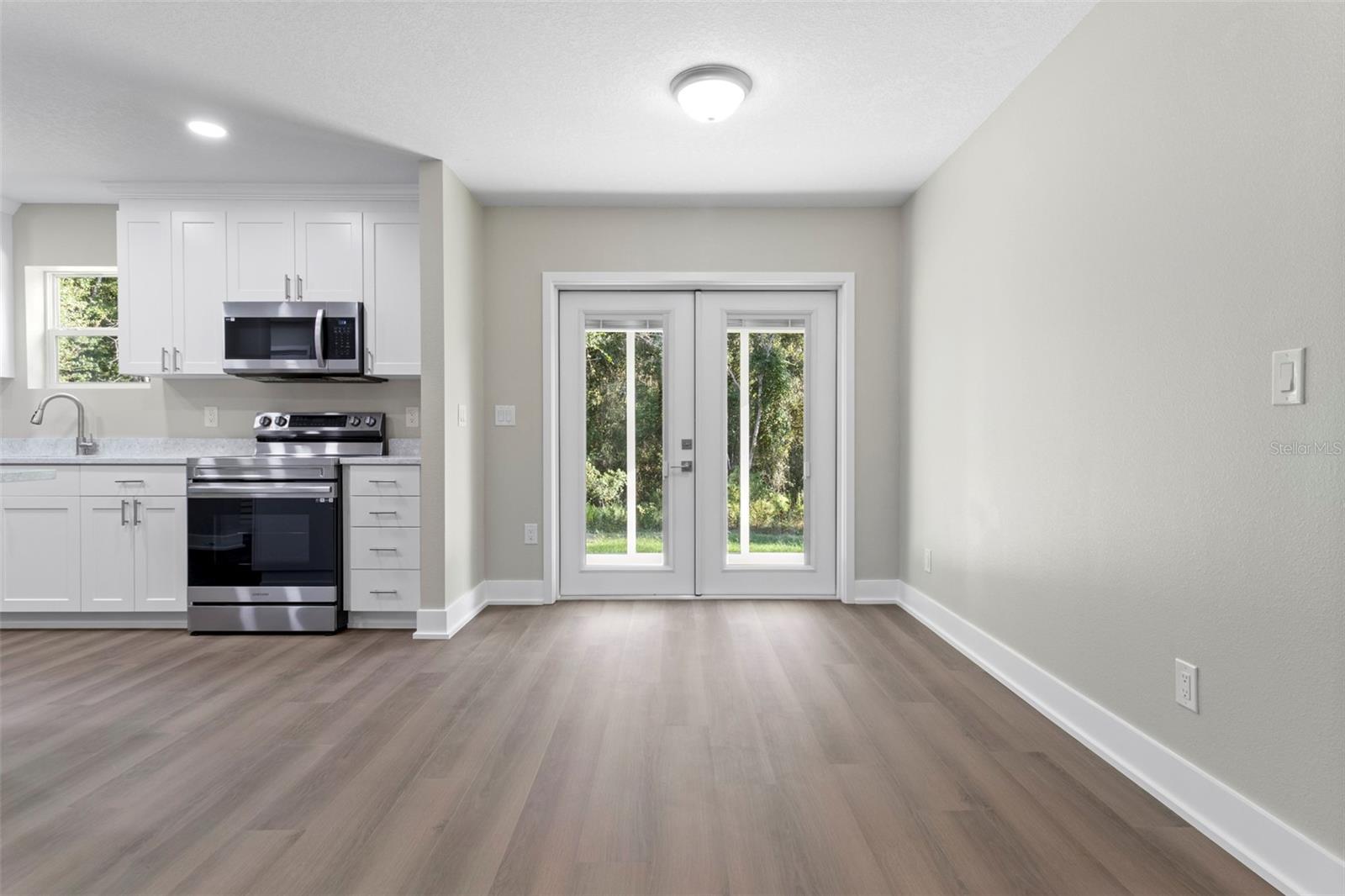 RIDGE MANOR ESTATE - Residential