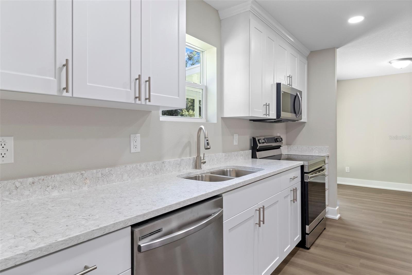 RIDGE MANOR ESTATE - Residential