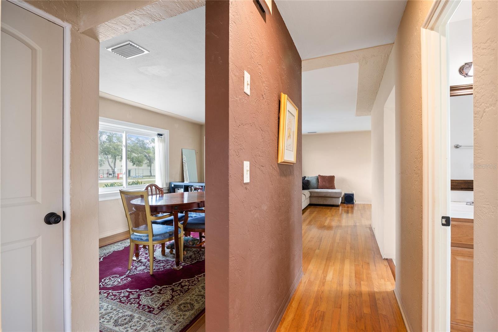 MOCKINGBIRD HILL - Residential