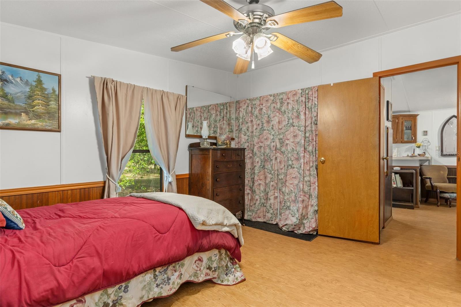 LAKE TROPICANA RANCHETTES - Residential