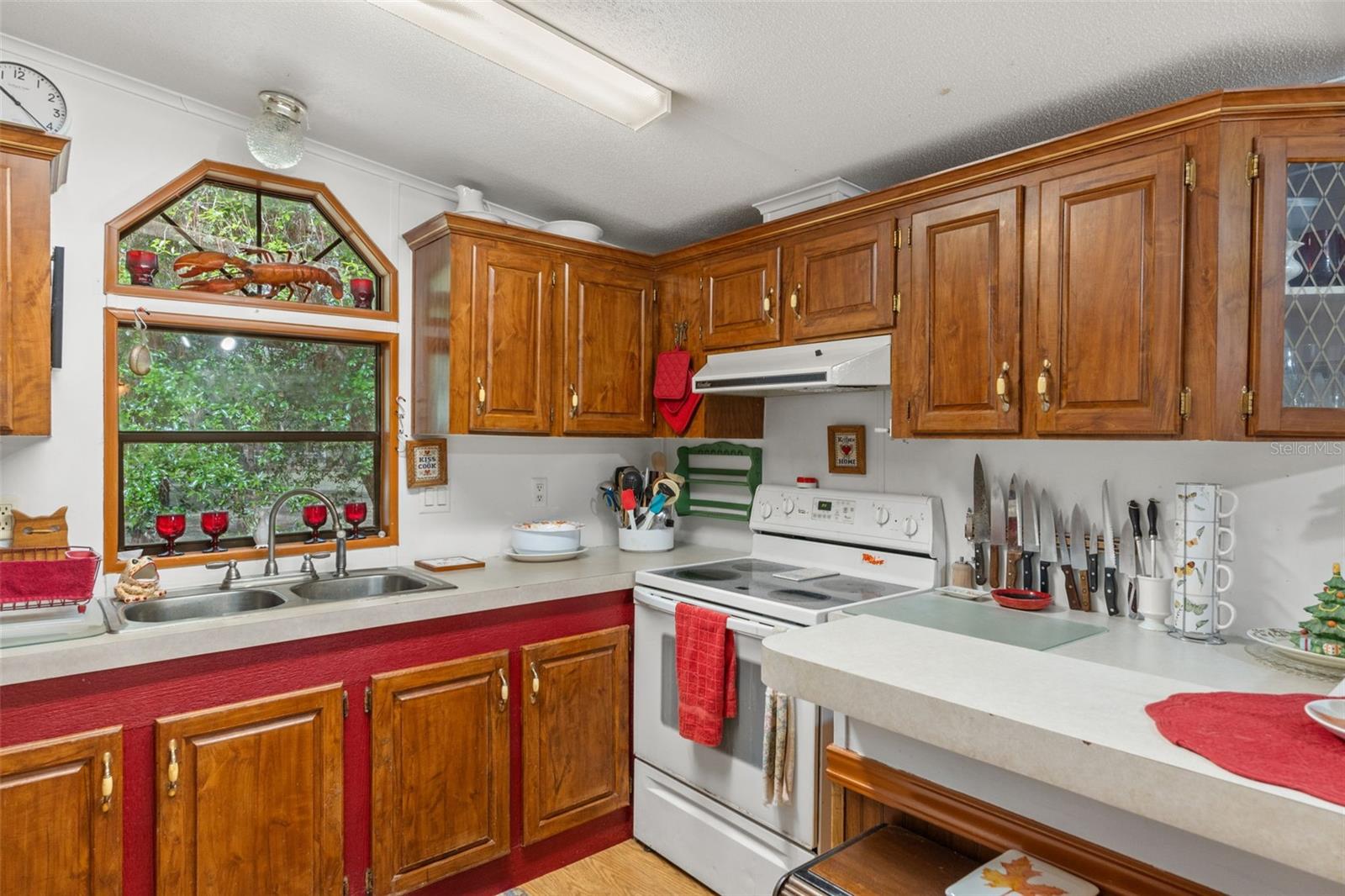 LAKE TROPICANA RANCHETTES - Residential