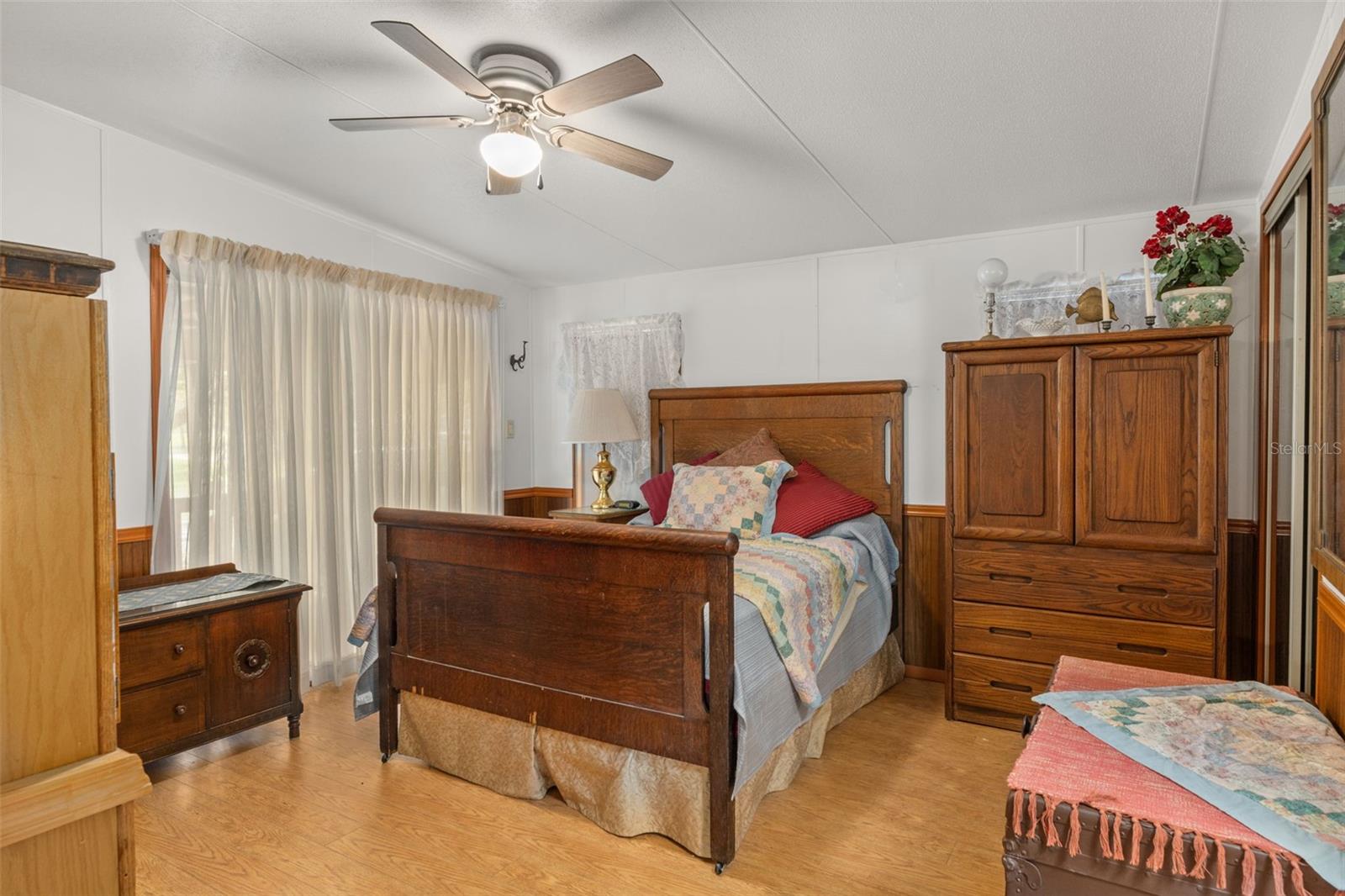 LAKE TROPICANA RANCHETTES - Residential