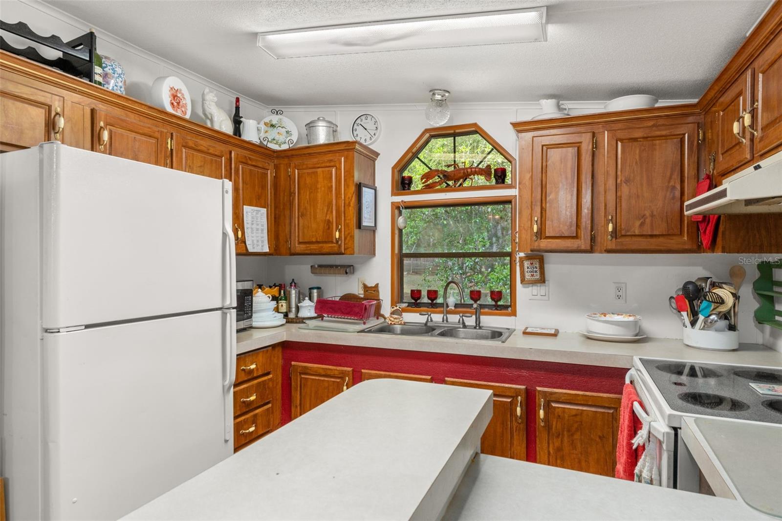 LAKE TROPICANA RANCHETTES - Residential