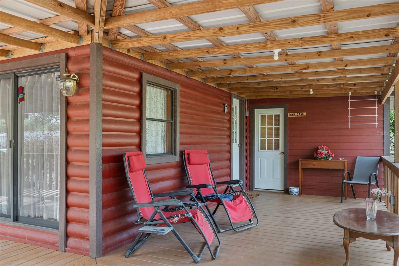 LAKE TROPICANA RANCHETTES - Residential