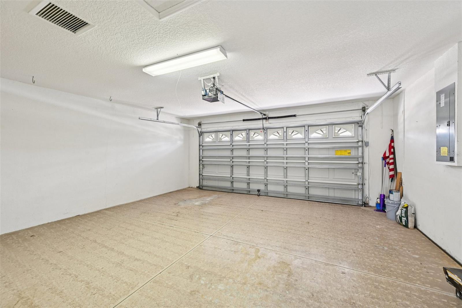 SUN CITY CENTER UNIT 270 - Residential