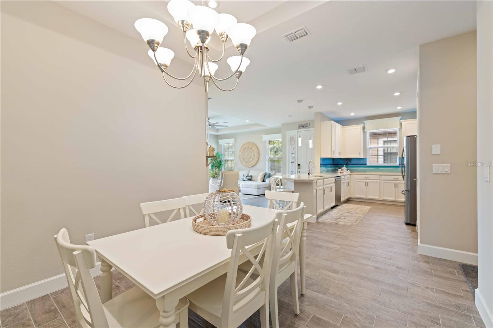 ARTISAN LAKES ESPLANADE PH IV SUBPH A, B, - Residential