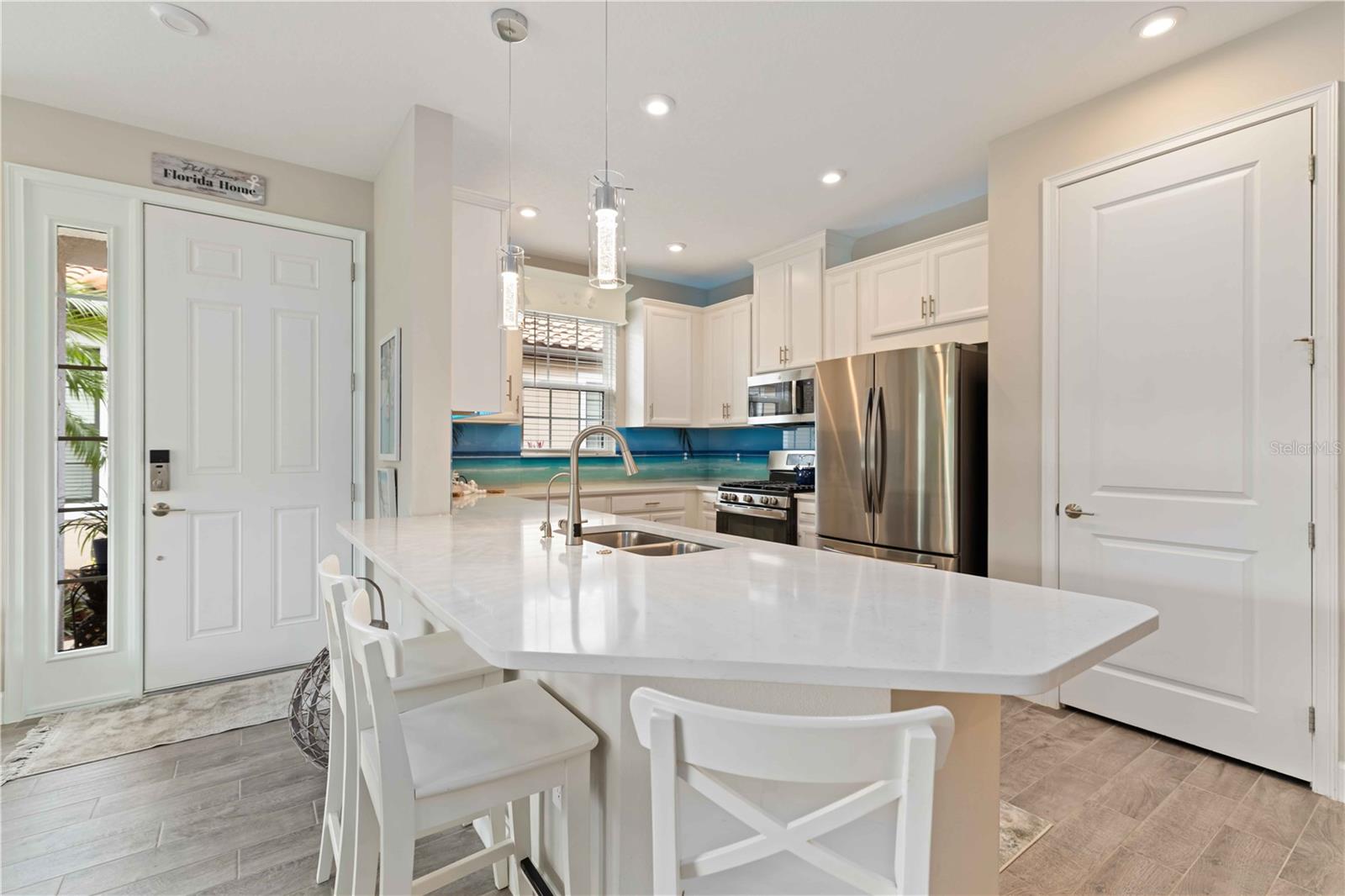 ARTISAN LAKES ESPLANADE PH IV SUBPH A, B, - Residential