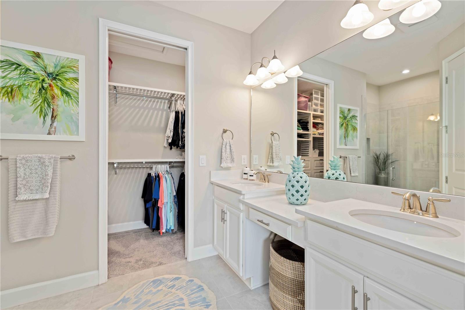 ARTISAN LAKES ESPLANADE PH IV SUBPH A, B, - Residential