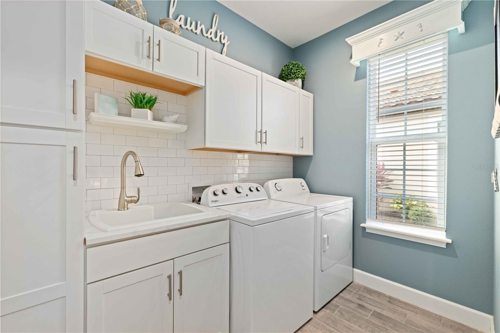 ARTISAN LAKES ESPLANADE PH IV SUBPH A, B, - Residential