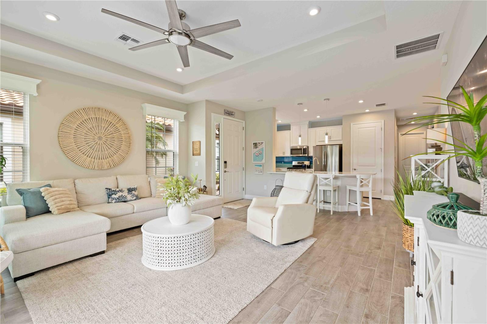 ARTISAN LAKES ESPLANADE PH IV SUBPH A, B, - Residential