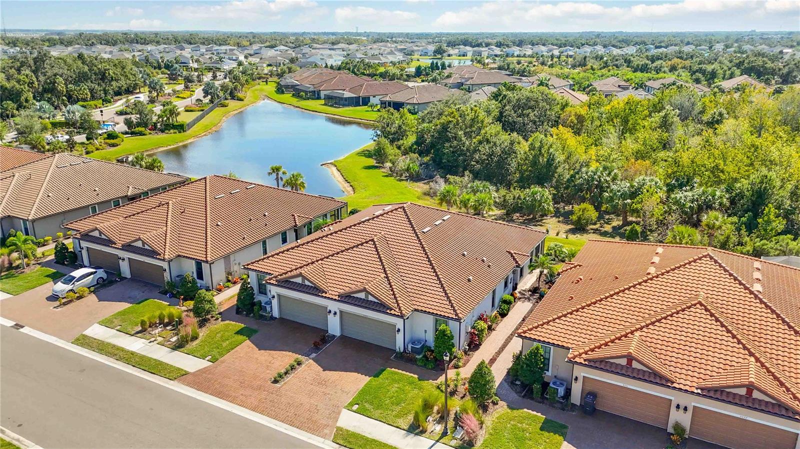 ARTISAN LAKES ESPLANADE PH IV SUBPH A, B, - Residential