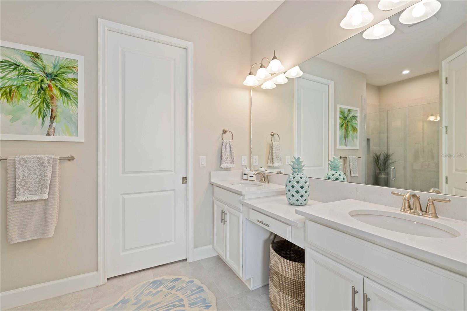 ARTISAN LAKES ESPLANADE PH IV SUBPH A, B, - Residential