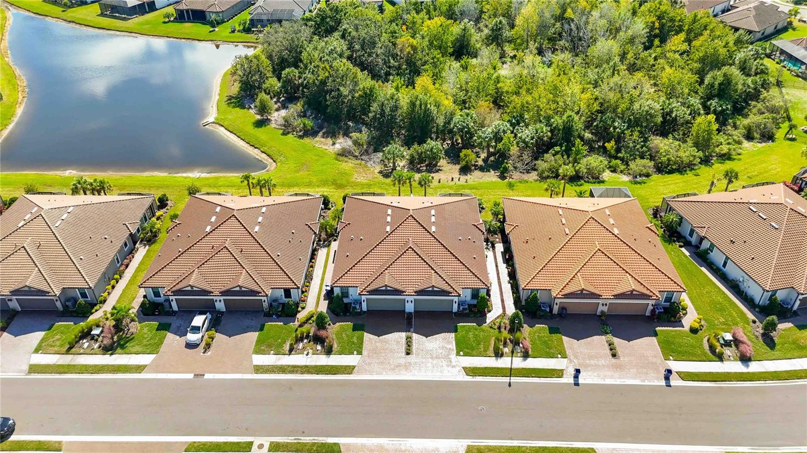 ARTISAN LAKES ESPLANADE PH IV SUBPH A, B, - Residential