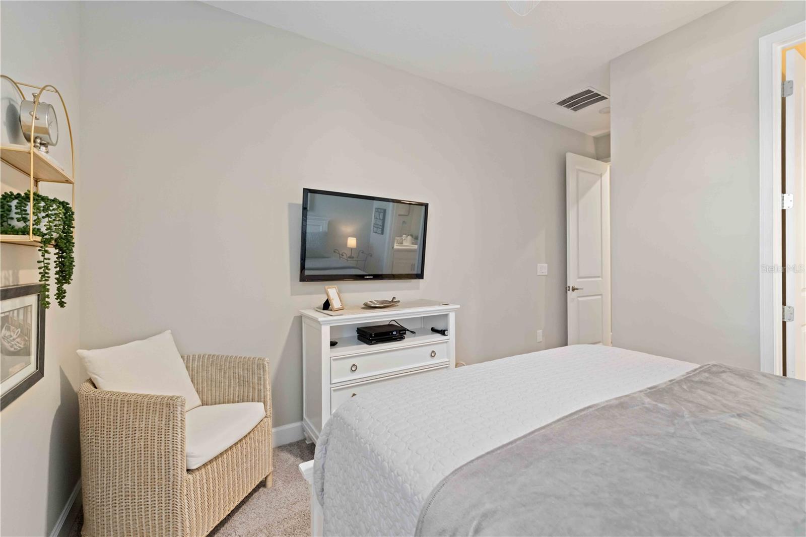 ARTISAN LAKES ESPLANADE PH IV SUBPH A, B, - Residential