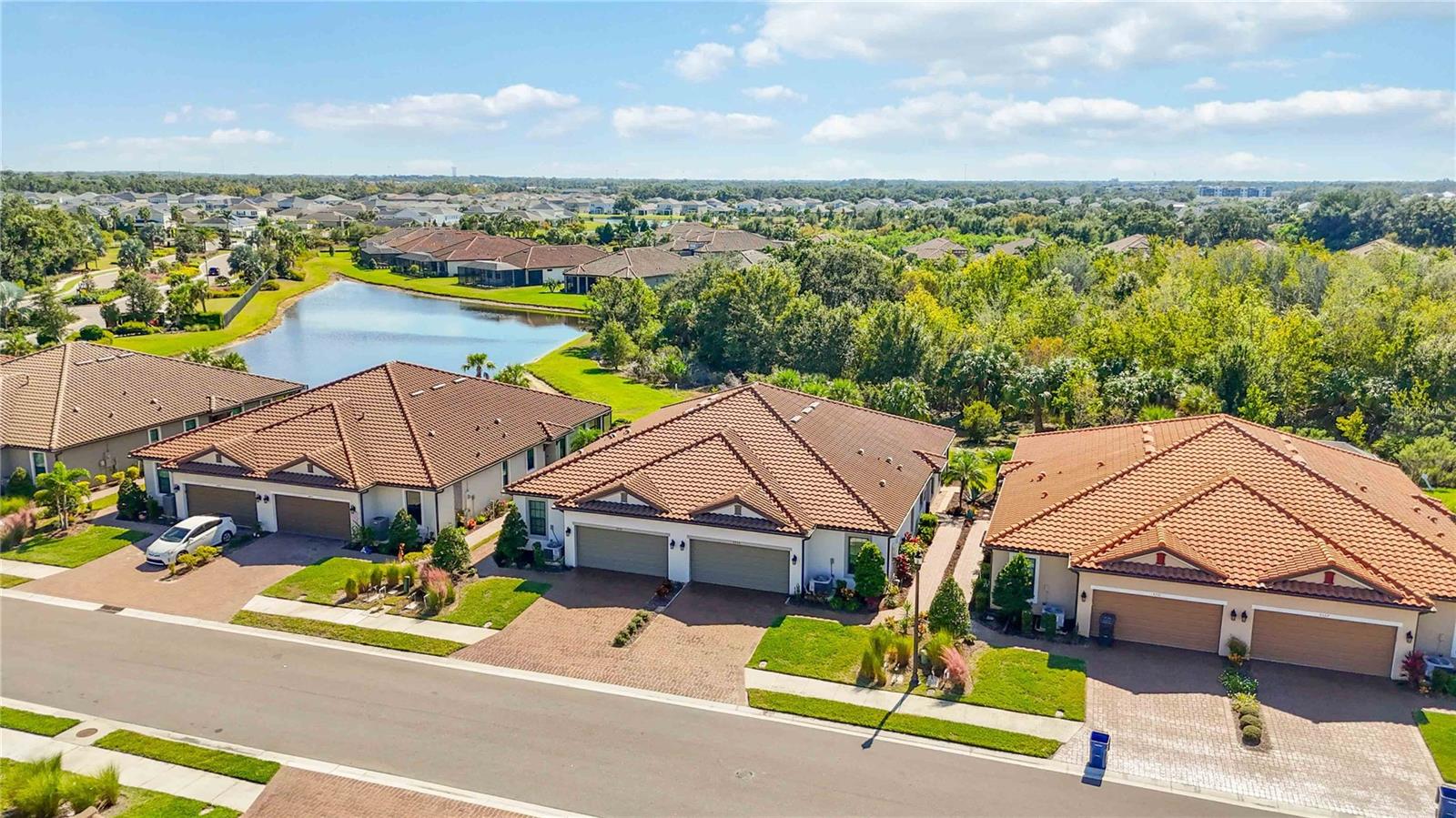 ARTISAN LAKES ESPLANADE PH IV SUBPH A, B, - Residential