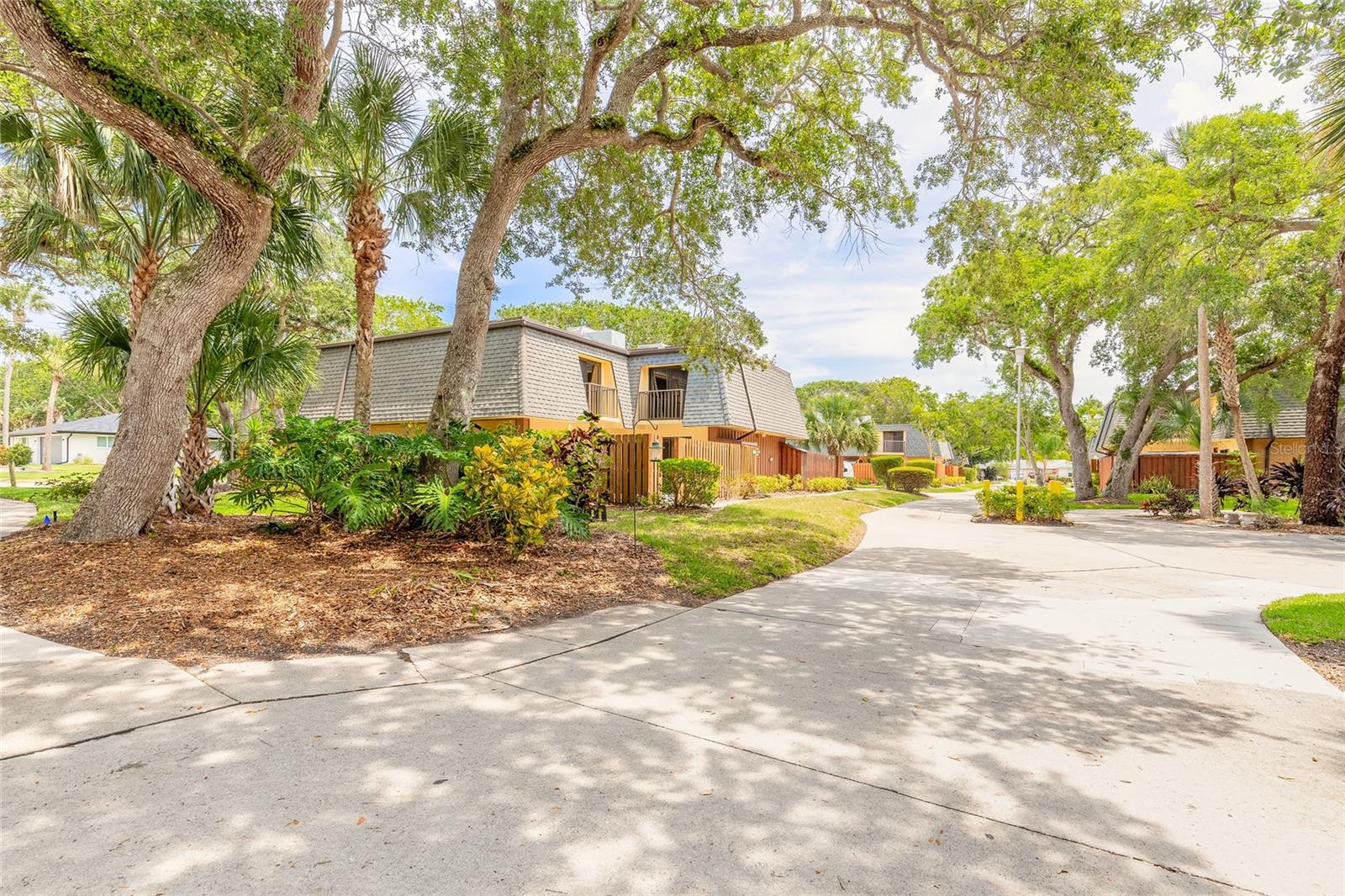 3808 SAXON DRIVE