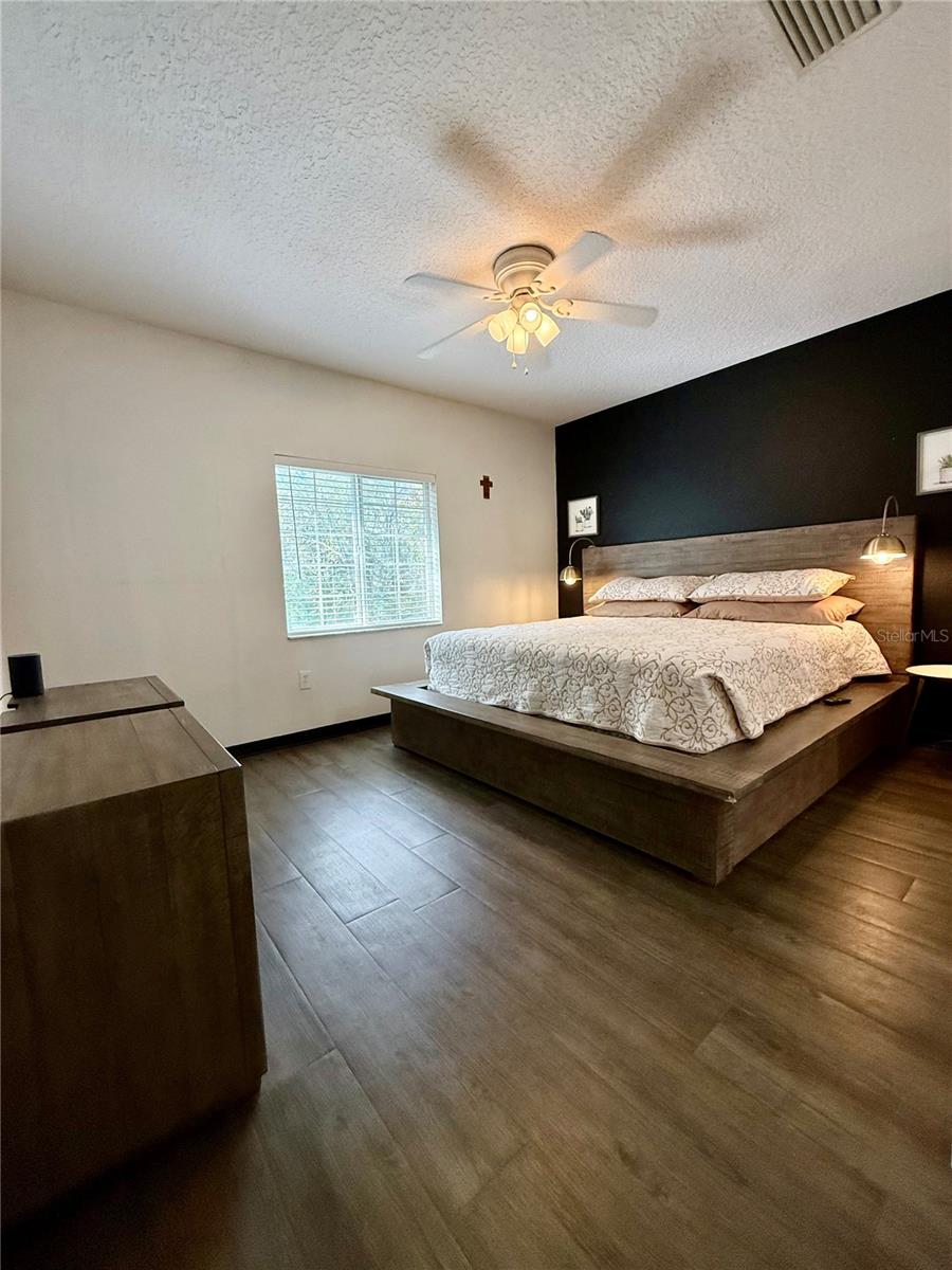 VILLAGES OF BLOOMINGDALE CONDO - Residential