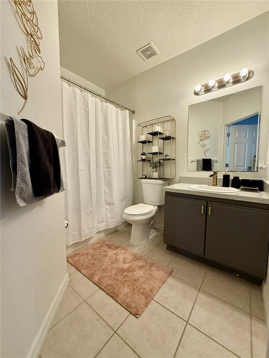 VILLAGES OF BLOOMINGDALE CONDO - Residential