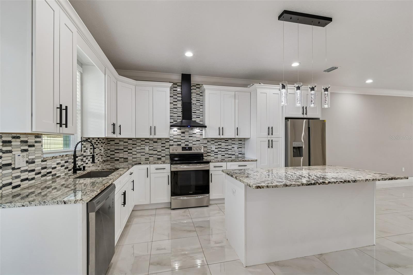 SULPHUR SPGS ADD - Residential