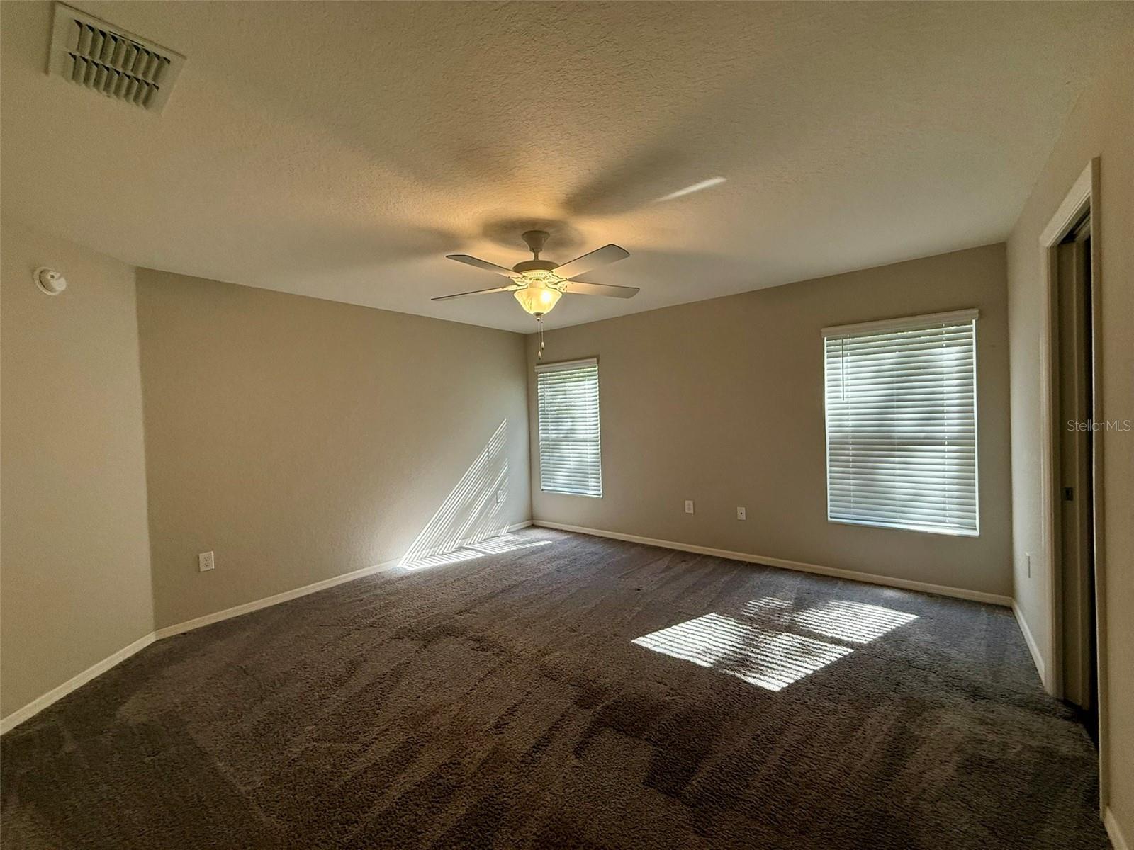 WATERS EDGE/THE LAKES - Residential