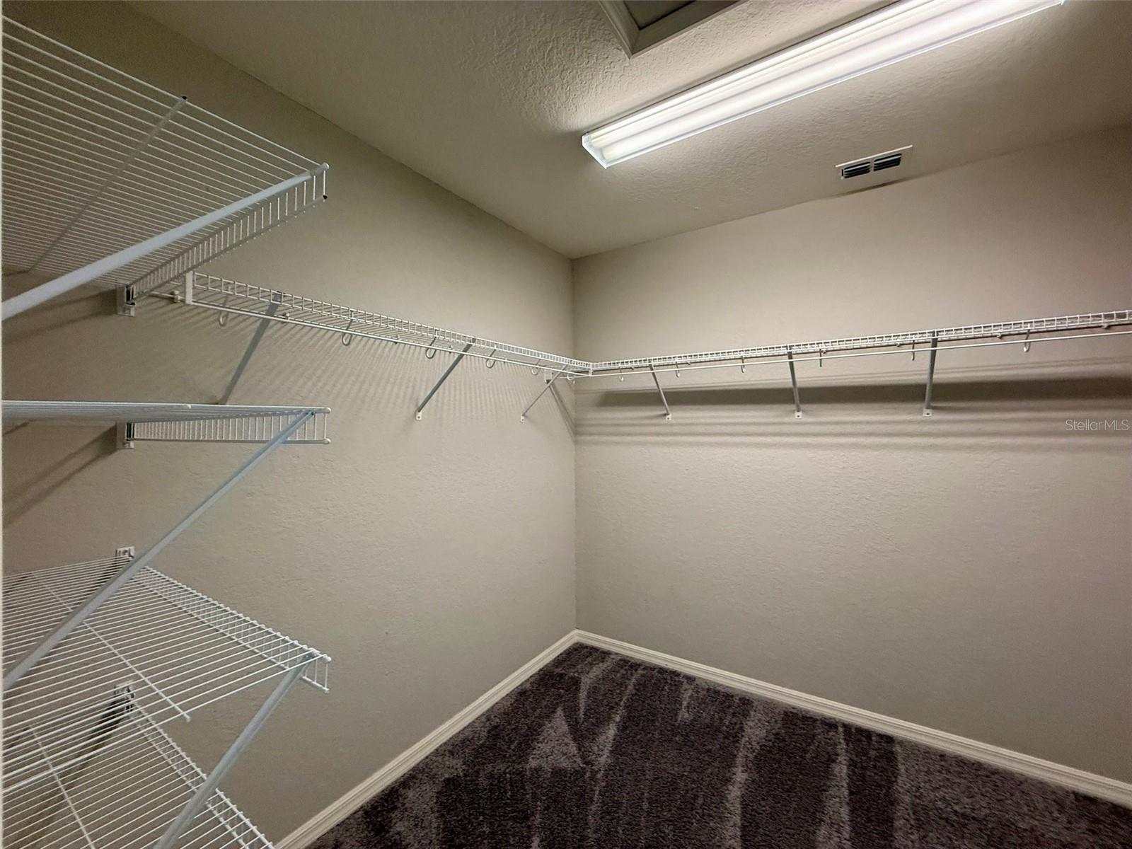 WATERS EDGE/THE LAKES - Residential