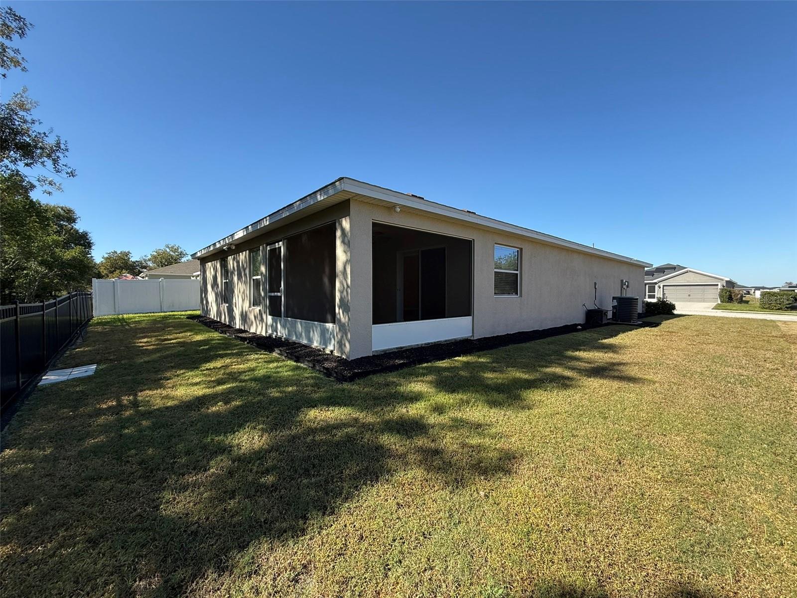 WATERS EDGE/THE LAKES - Residential