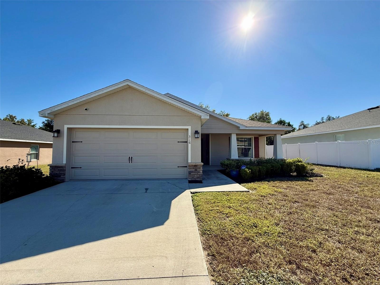 WATERS EDGE/THE LAKES - Residential