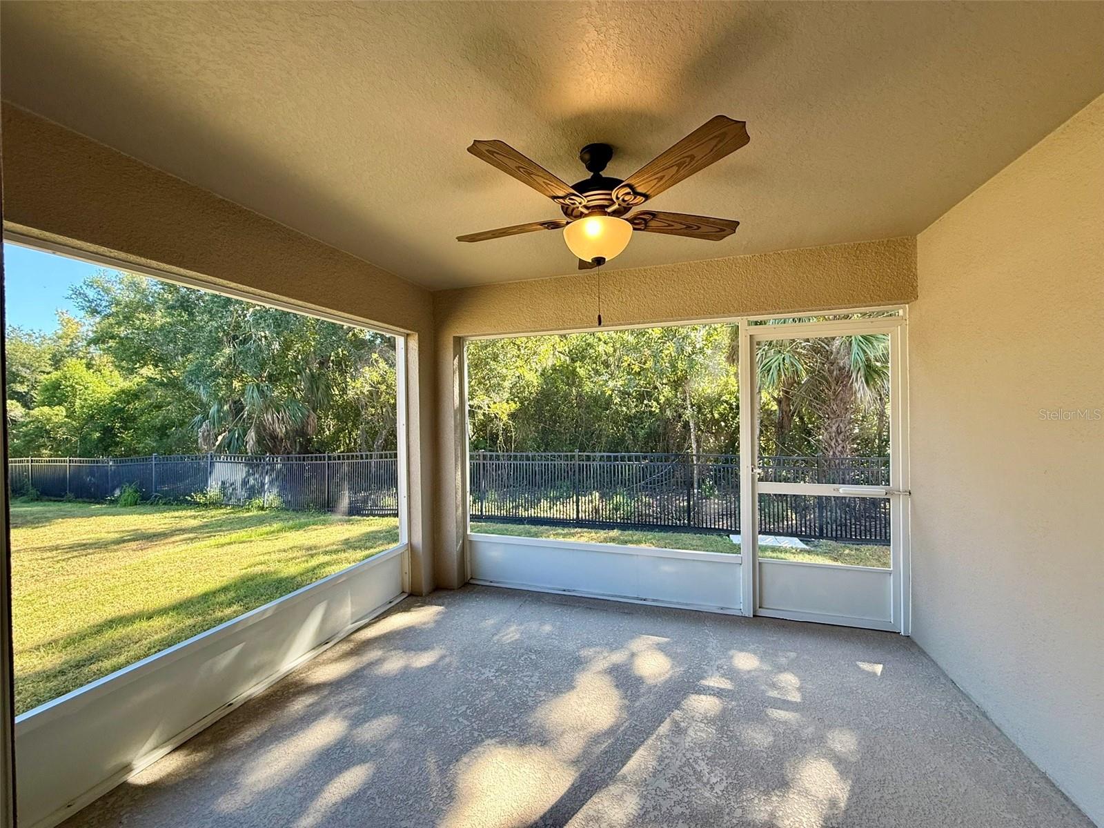 WATERS EDGE/THE LAKES - Residential