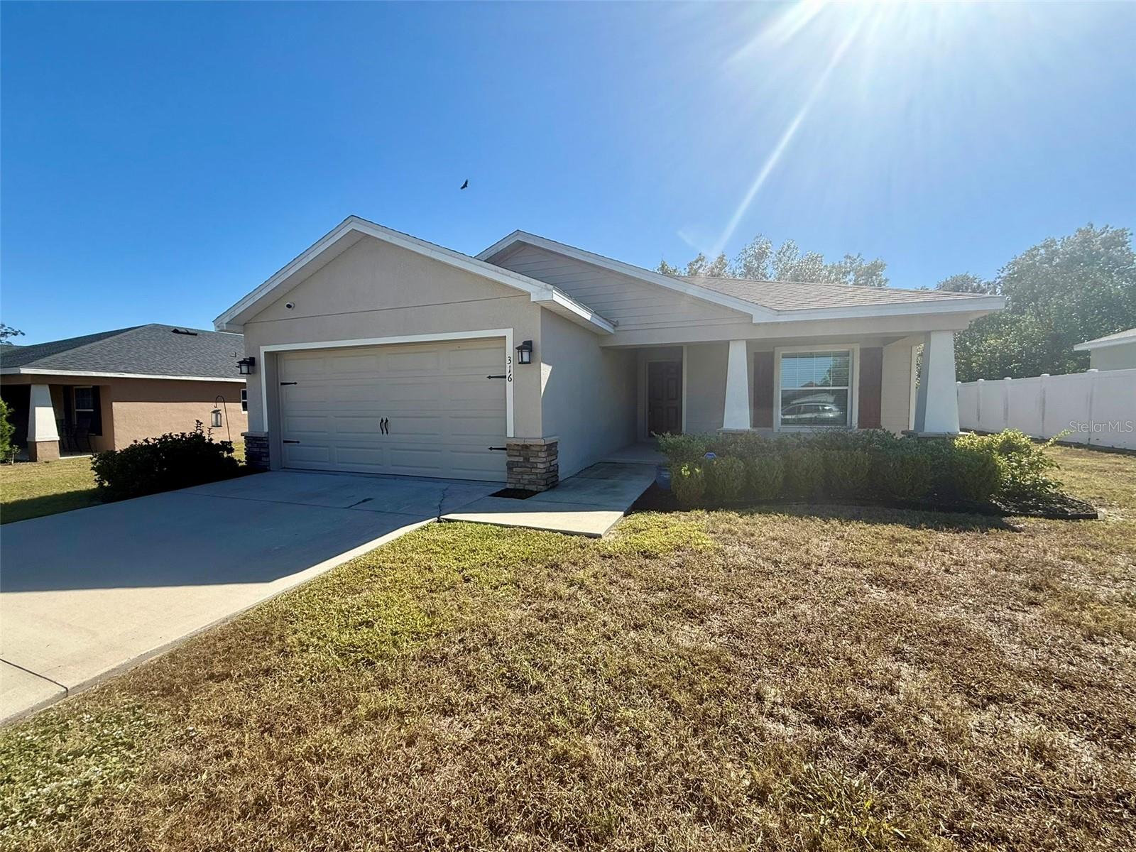 WATERS EDGE/THE LAKES - Residential