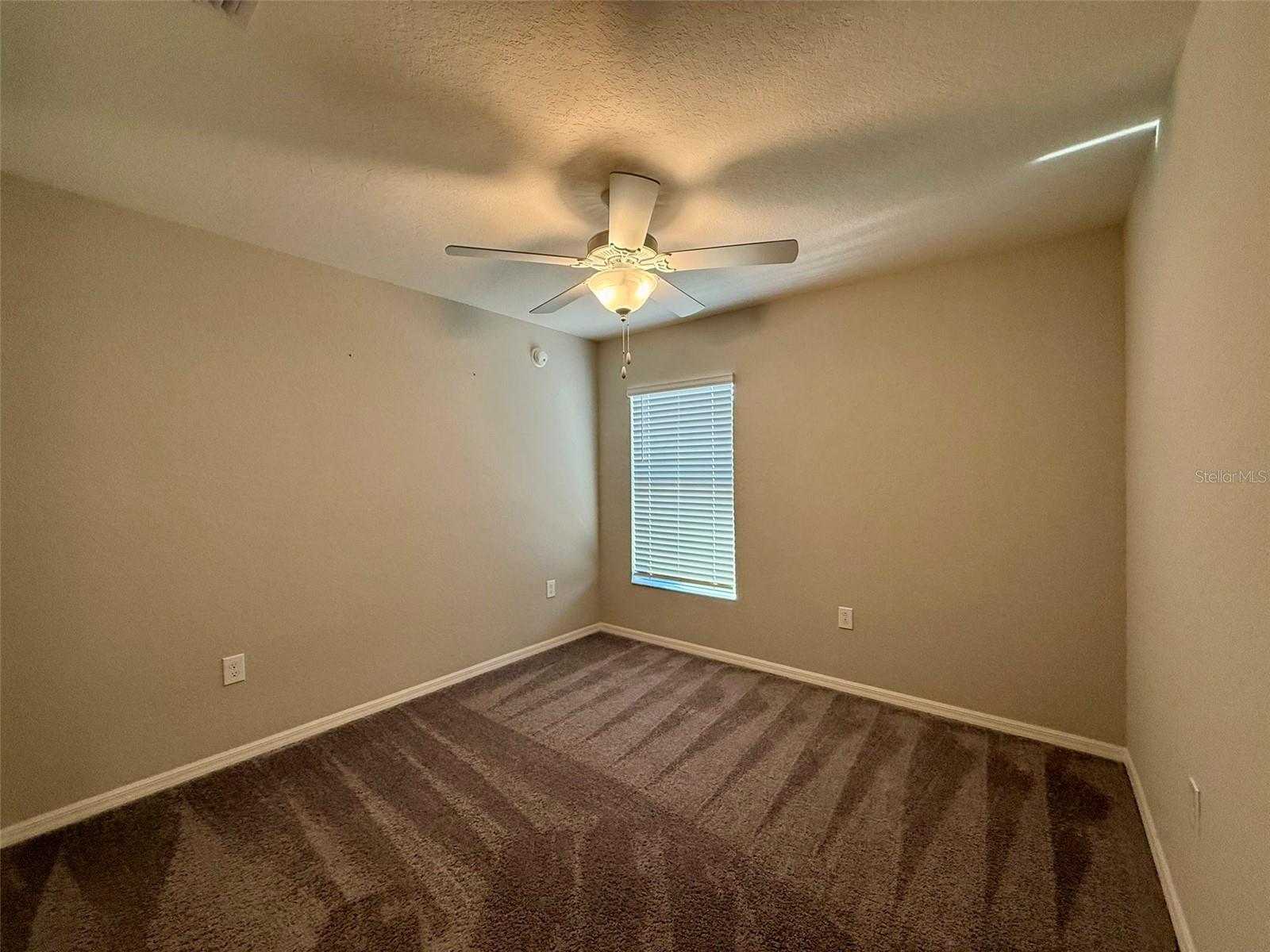 WATERS EDGE/THE LAKES - Residential