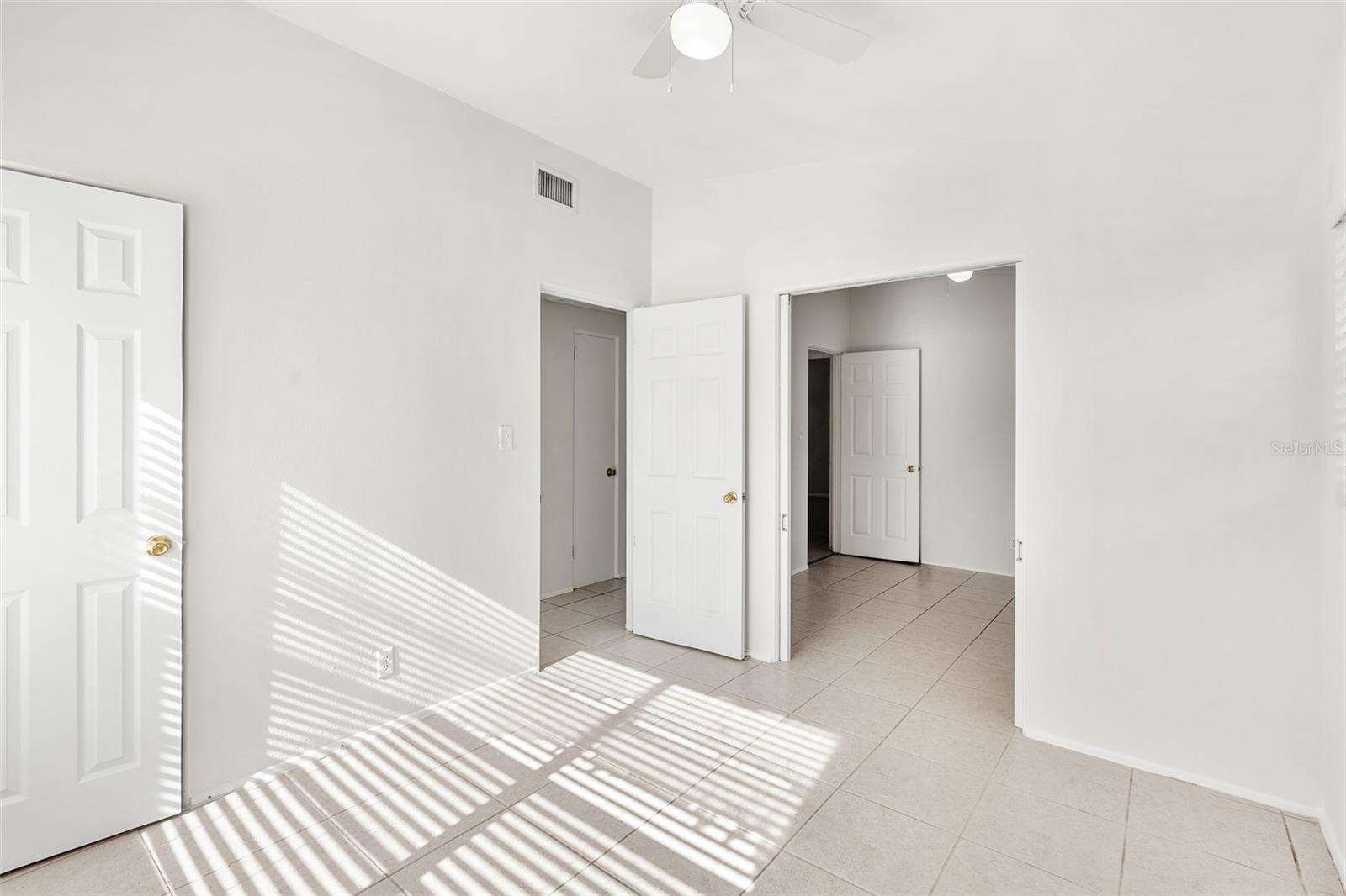 SOUTH PINECREST - Residential