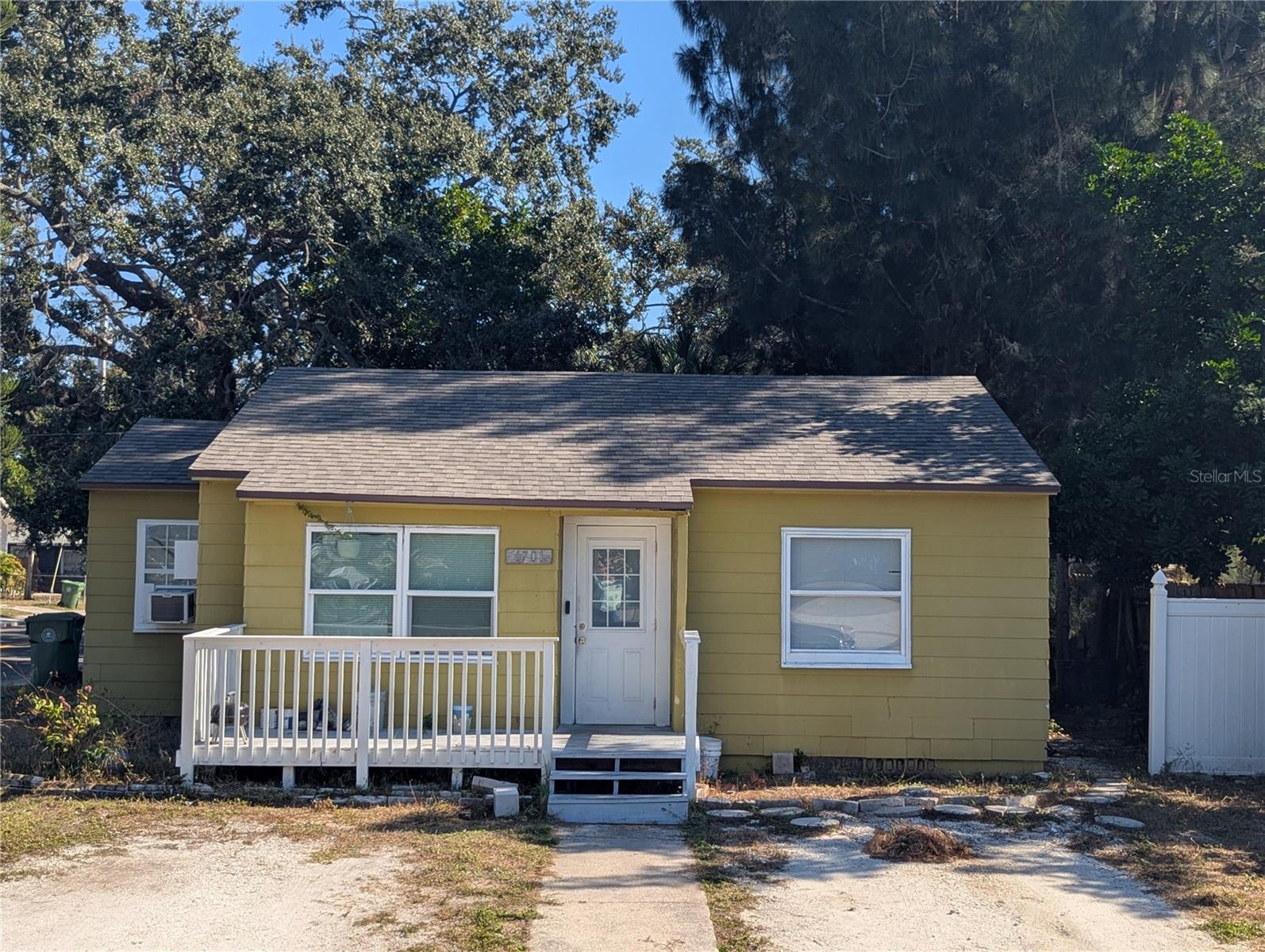 ACREAGE - Residential Income