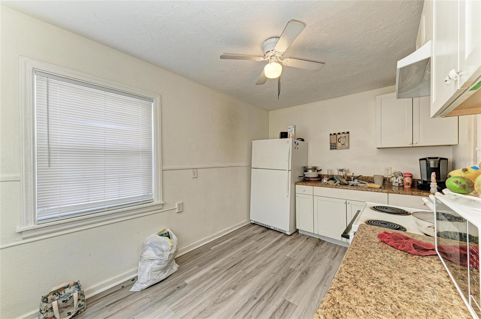 ACREAGE - Residential Income