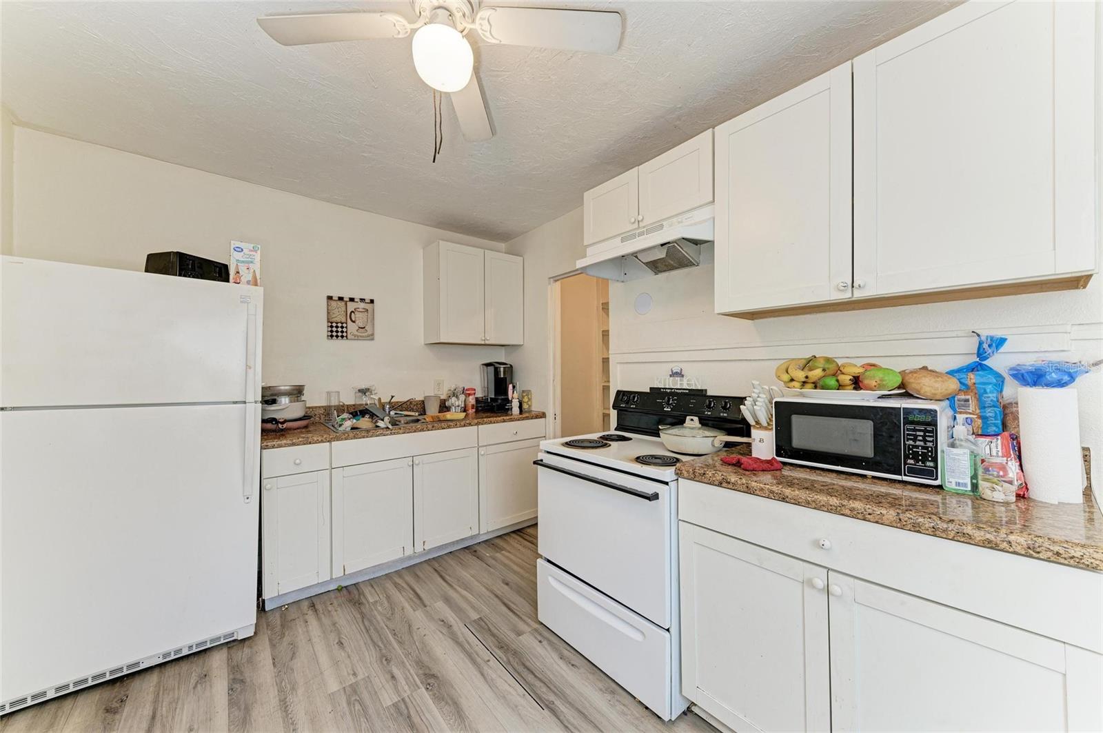 ACREAGE - Residential Income