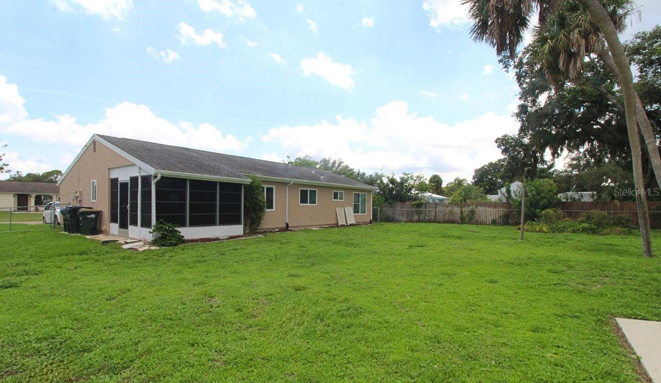 PORT CHARLOTTE SUB 40 - Residential Lease