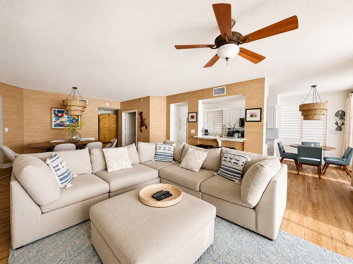 10 PAPAYA STREET 901