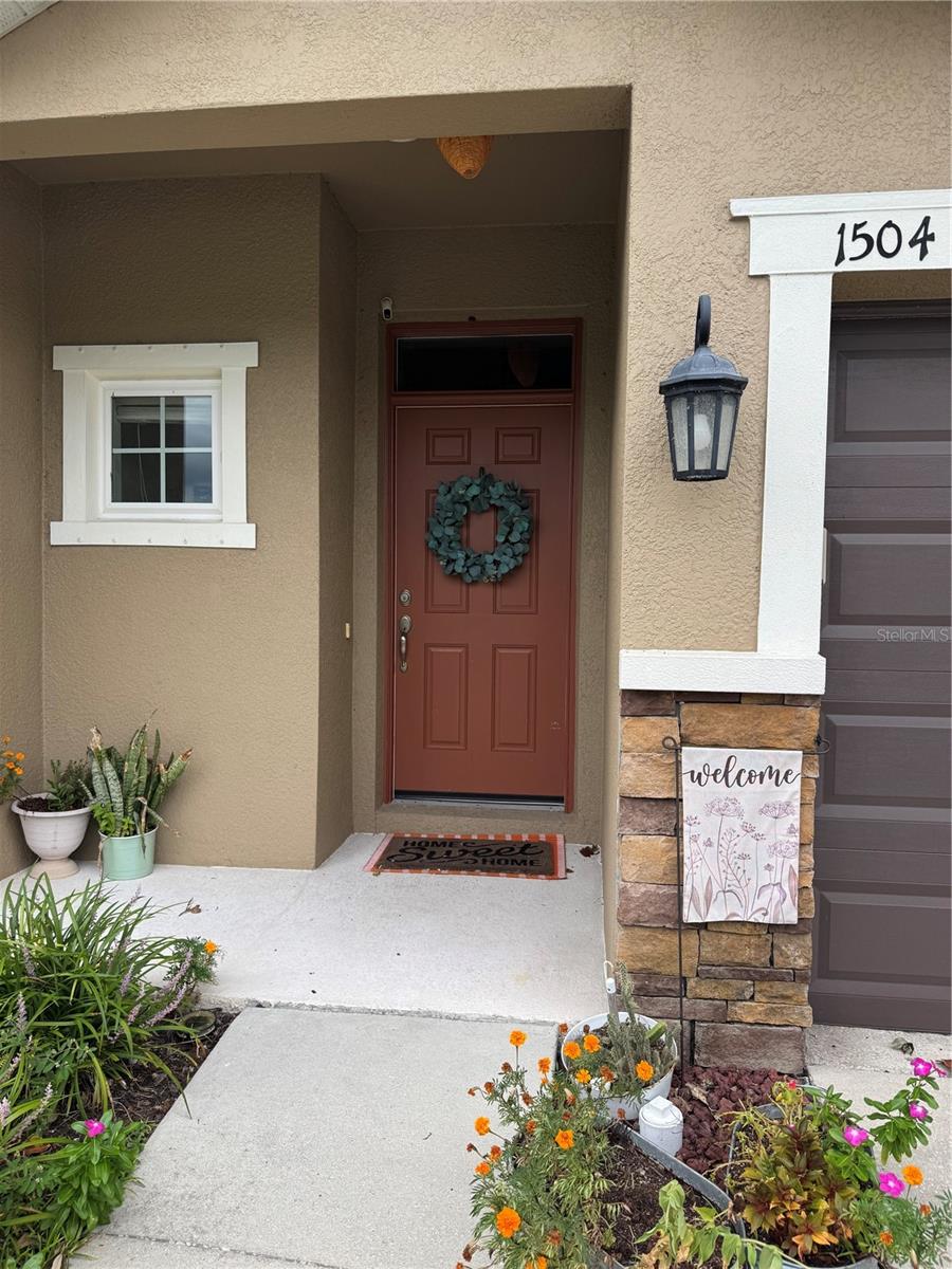 1504 MERLOT COURT