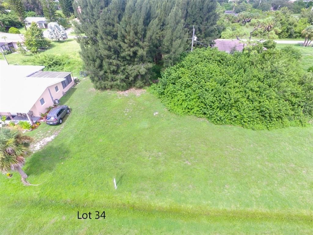 Photo of 34 Venetia Avenue, North Port, FL 34287 (MLS # C7431741)