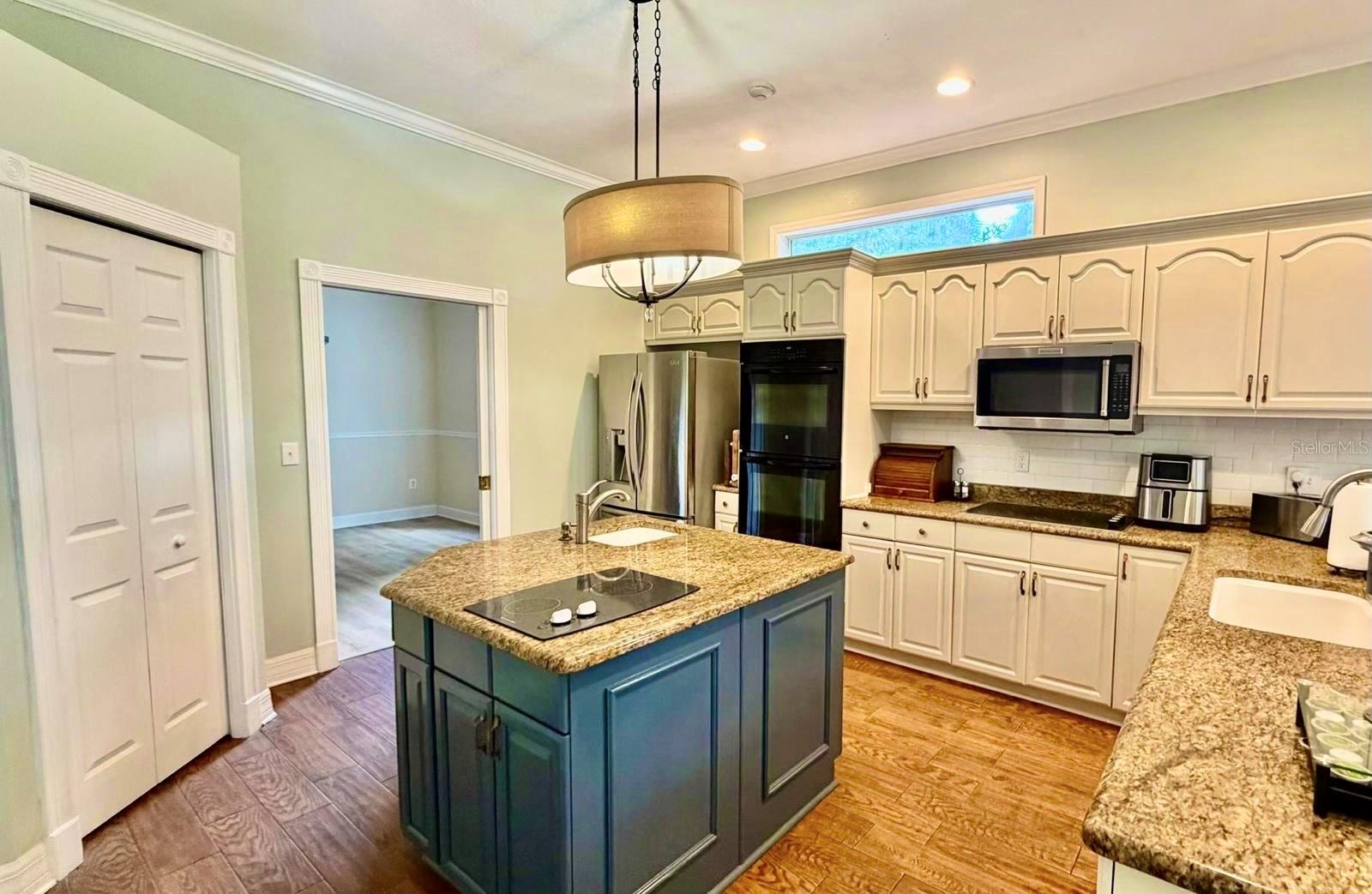 FAIRCHILD OAKS PH 1 - Residential