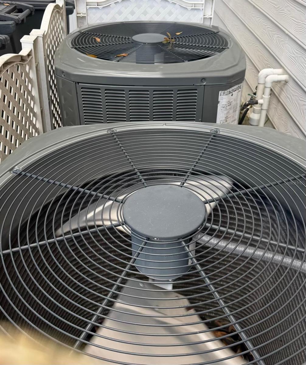 FAIRCHILD OAKS PH 1 - Residential