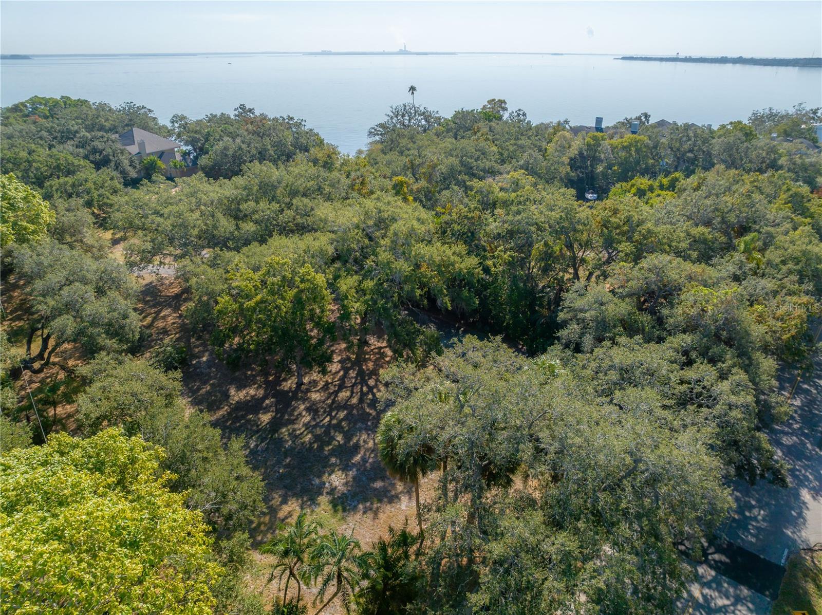 SHELL POINT - Land