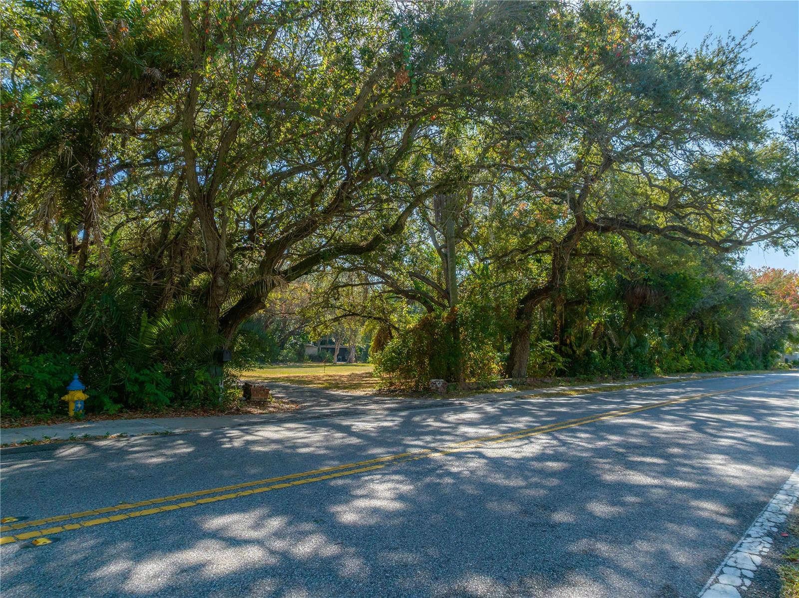 SHELL POINT - Land