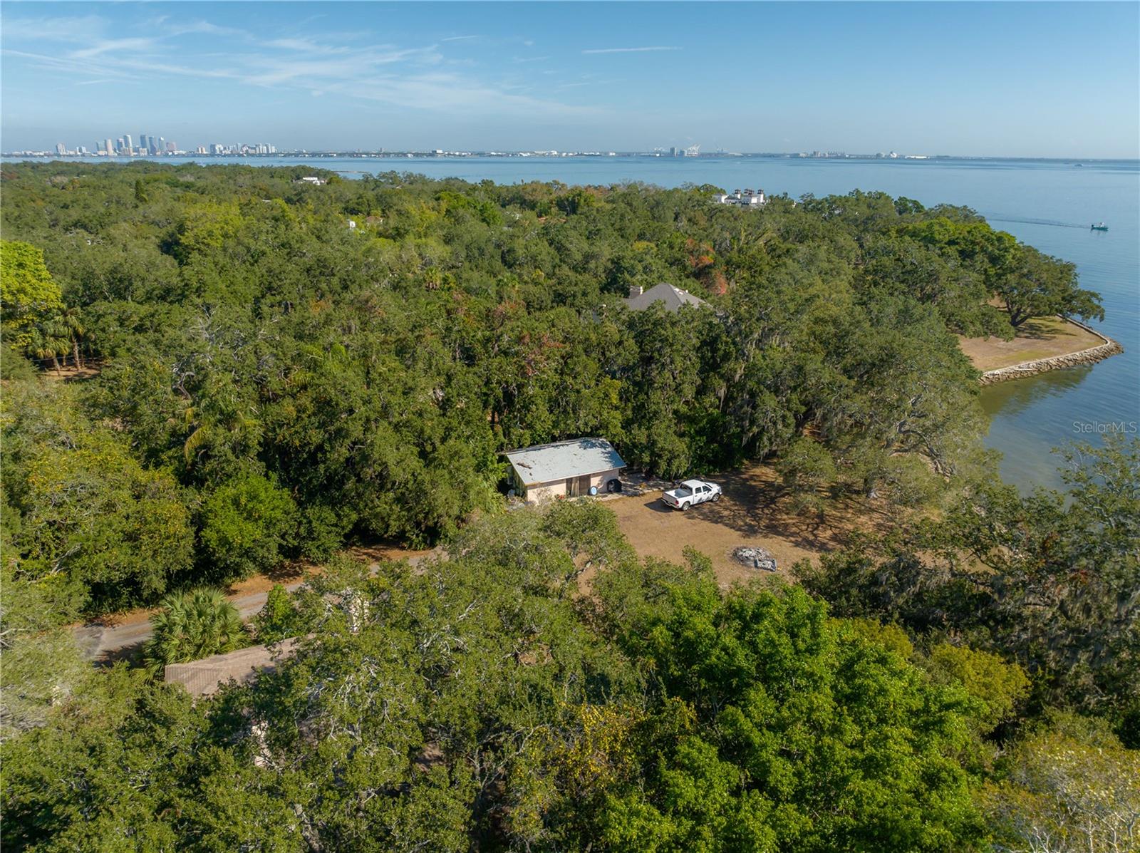 SHELL POINT - Land