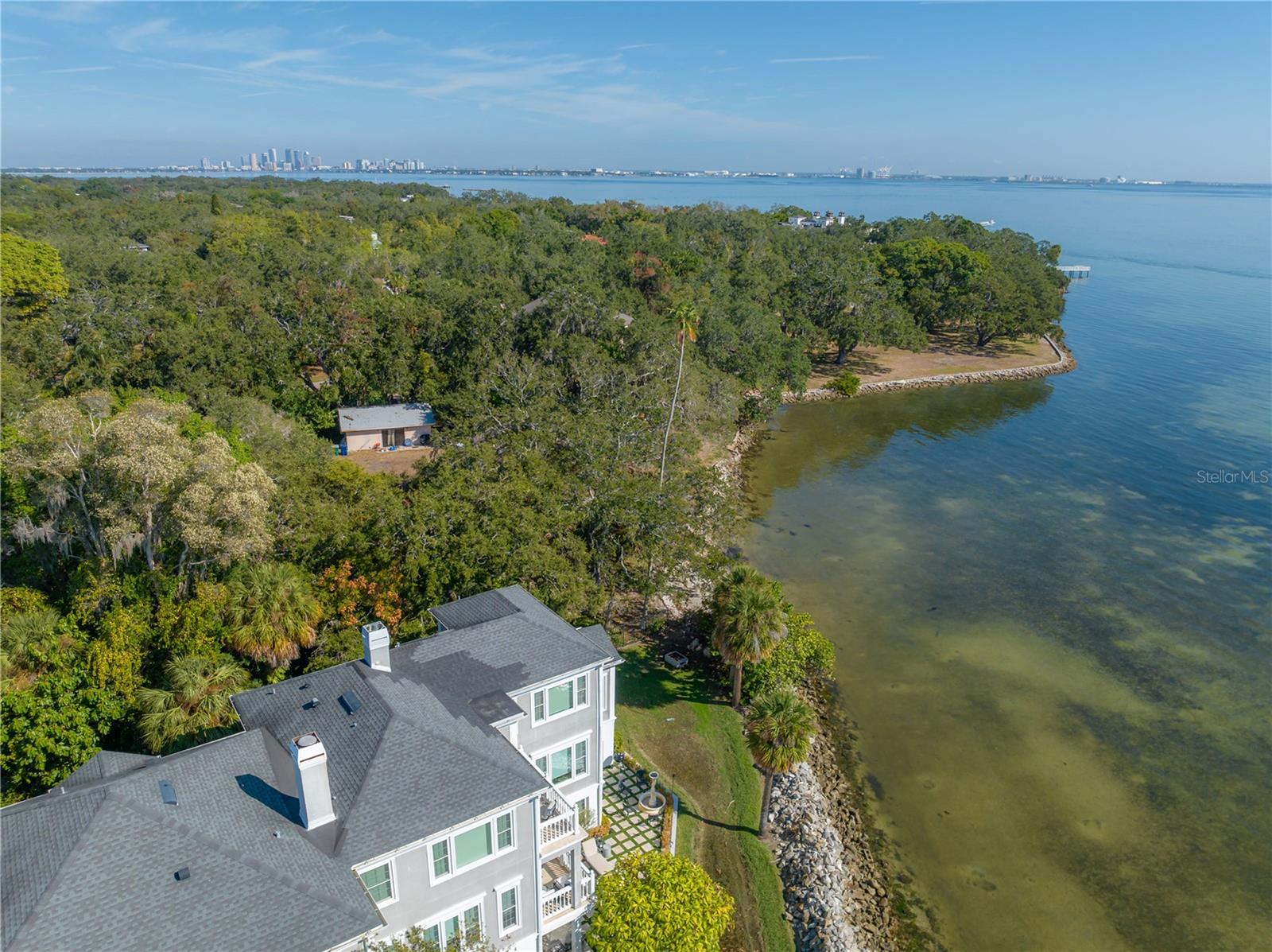SHELL POINT - Land