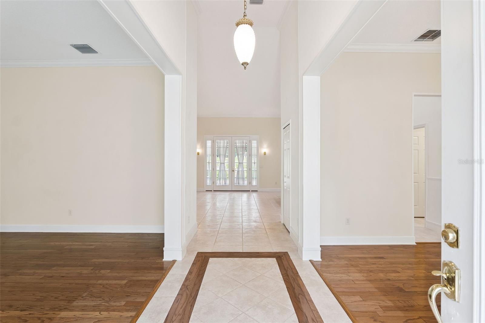 SEVILLE CHASE - Residential