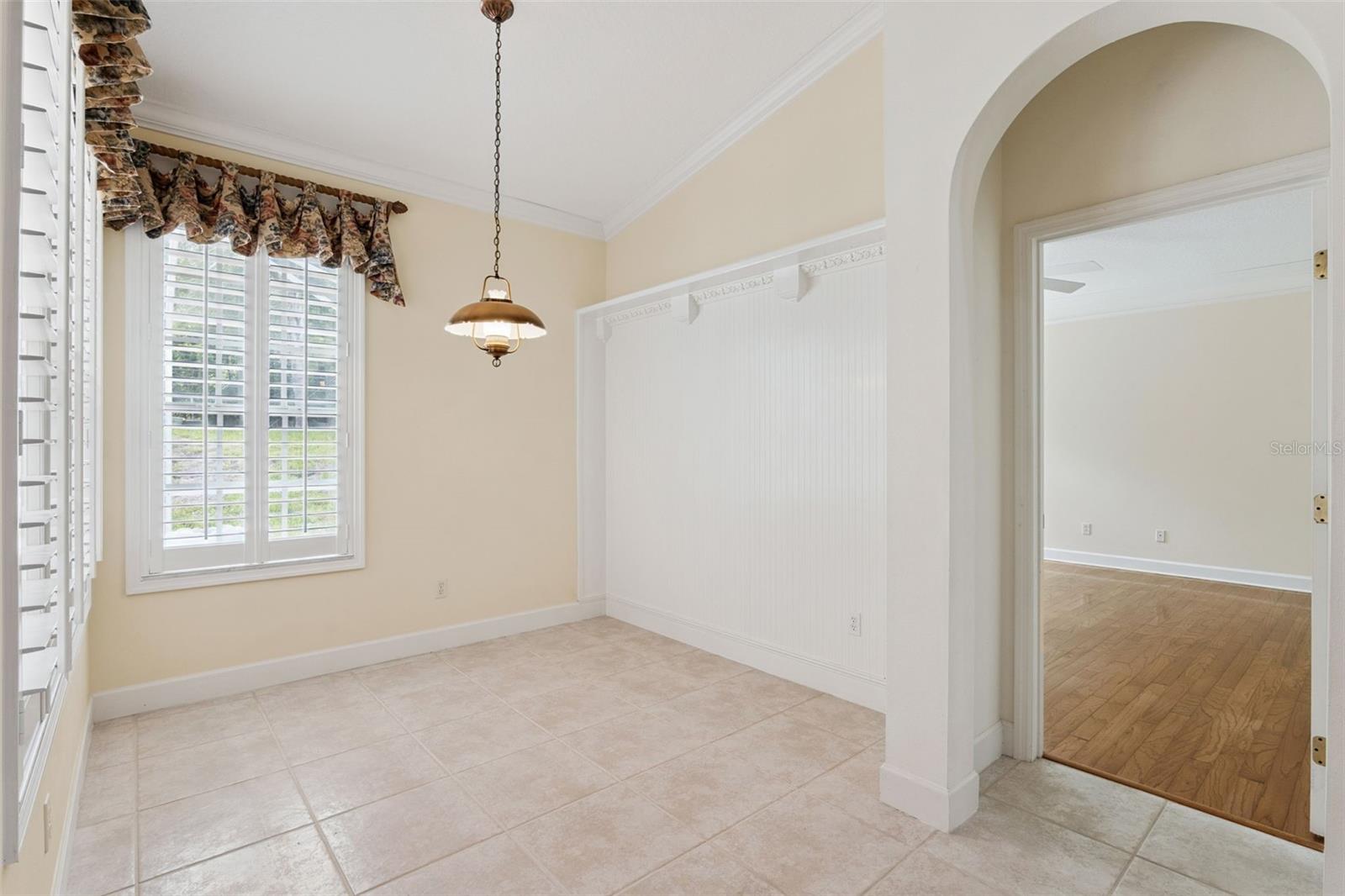 SEVILLE CHASE - Residential