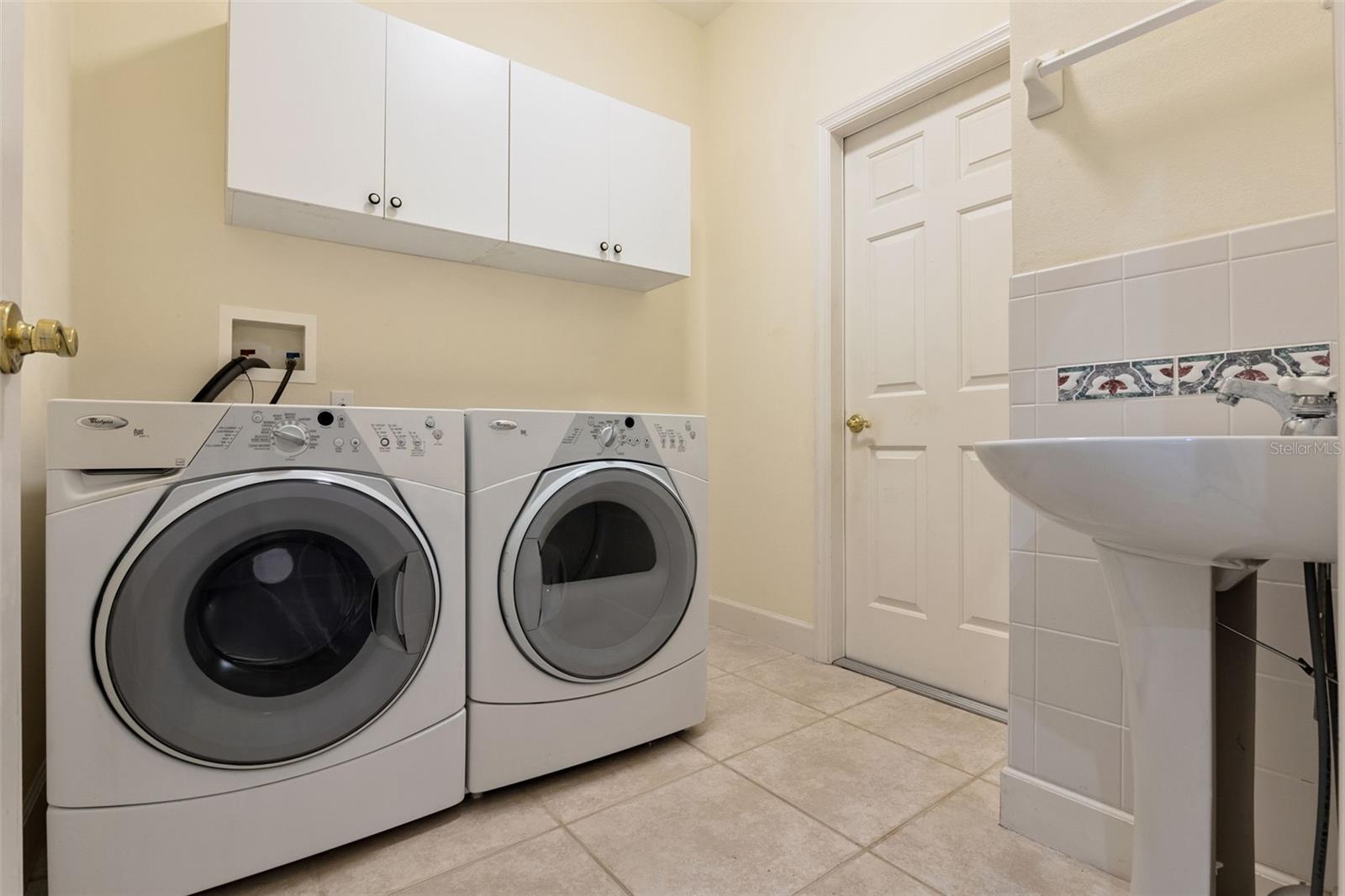 SEVILLE CHASE - Residential