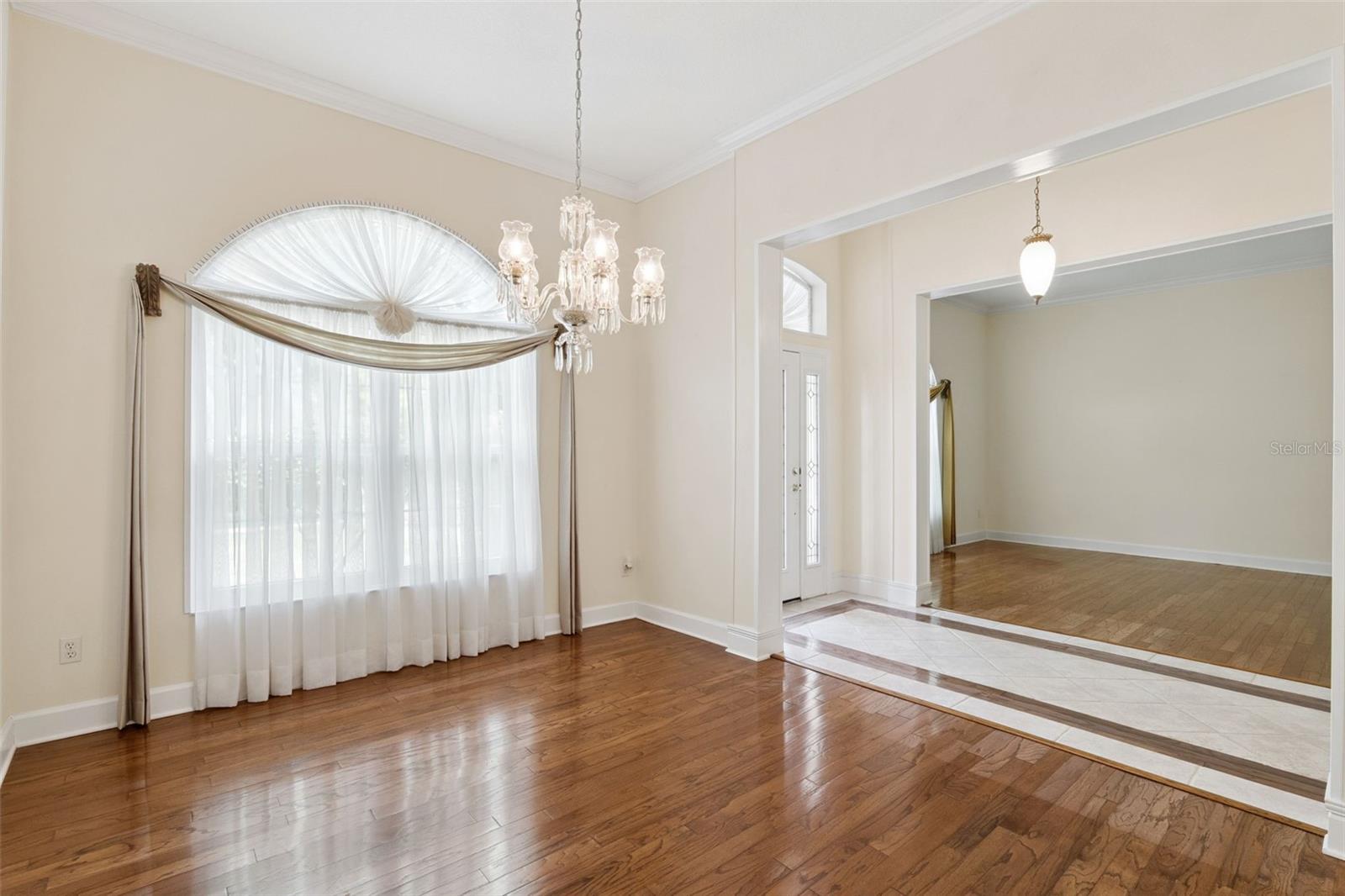 SEVILLE CHASE - Residential